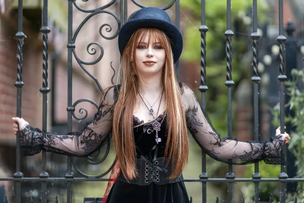 Young girl at Whitby Steampunk