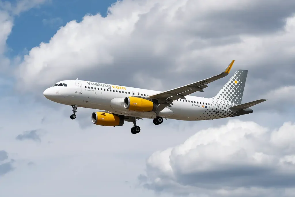 EC-OKG Veeling Airbus A320