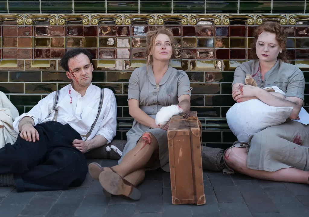 Bombed out family 1940's